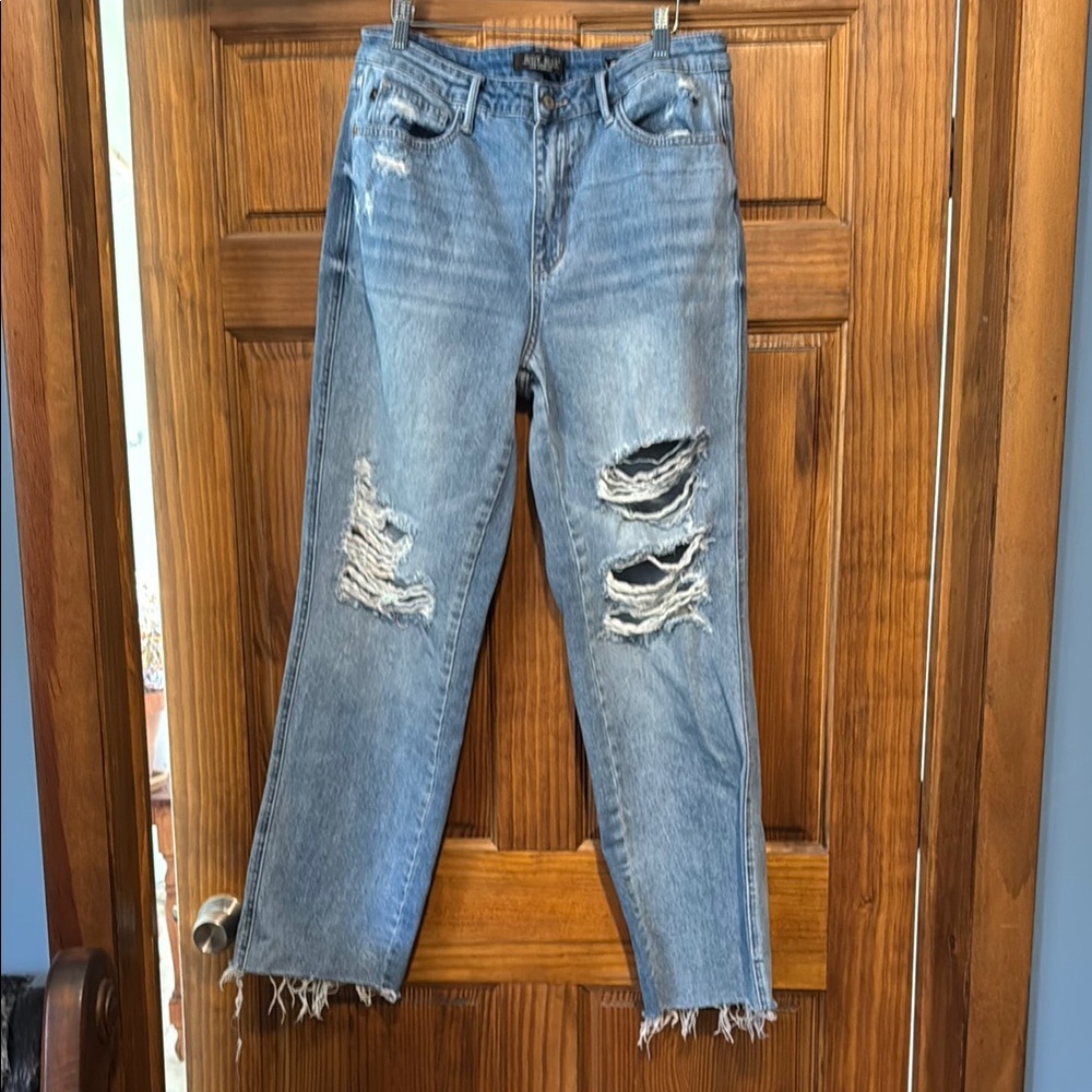 Judy Blue Distressed Blue Jeans size 11/30